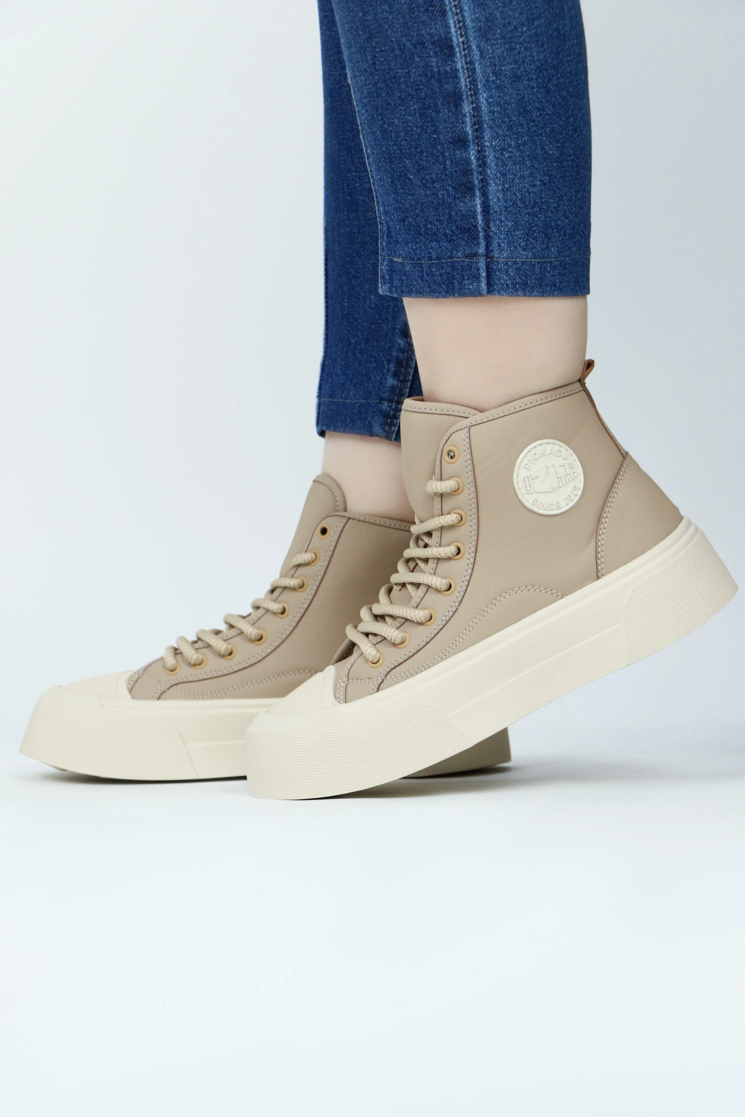 نیم بوت کانورز - Image 4