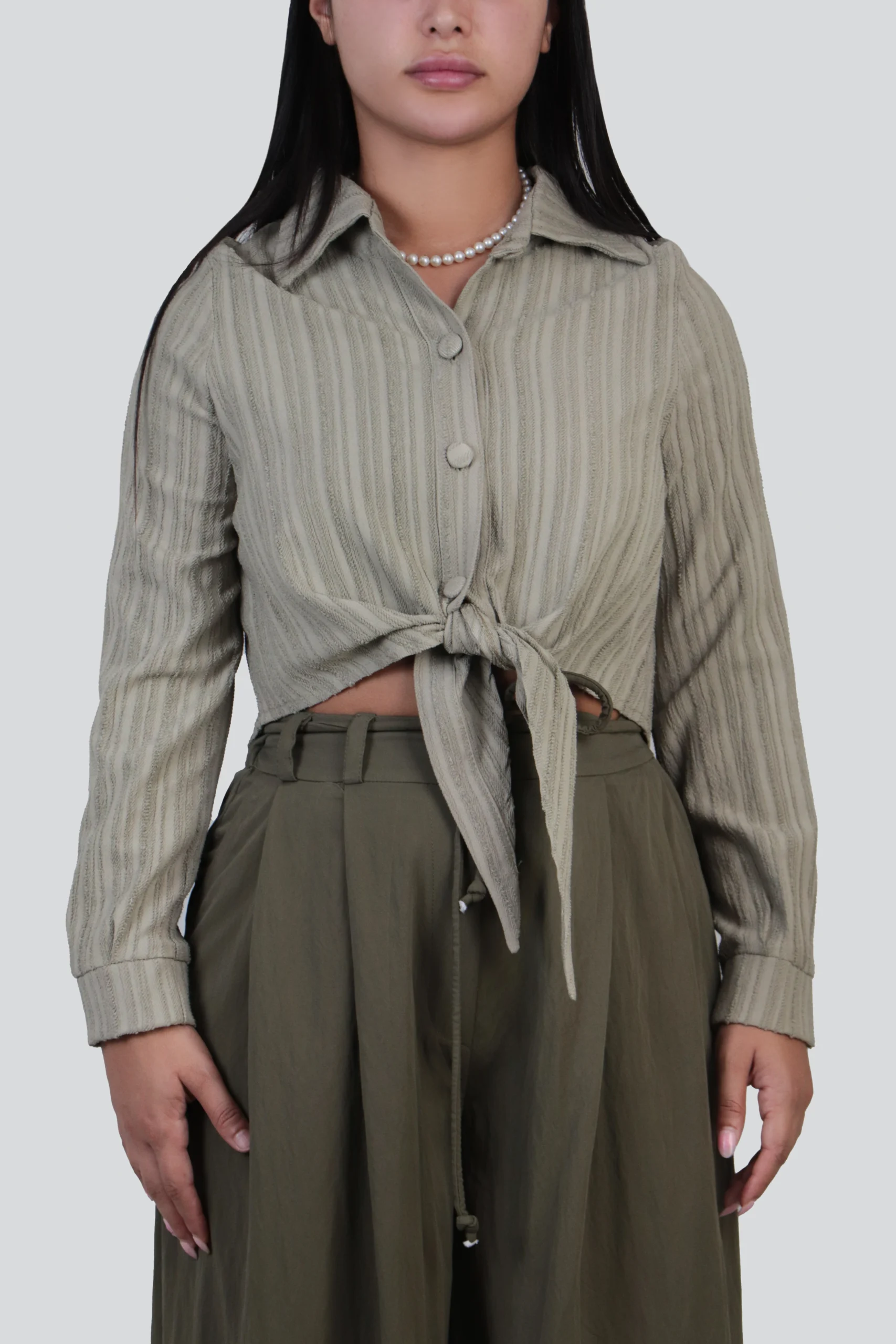 شومیز کراپ جلو گره