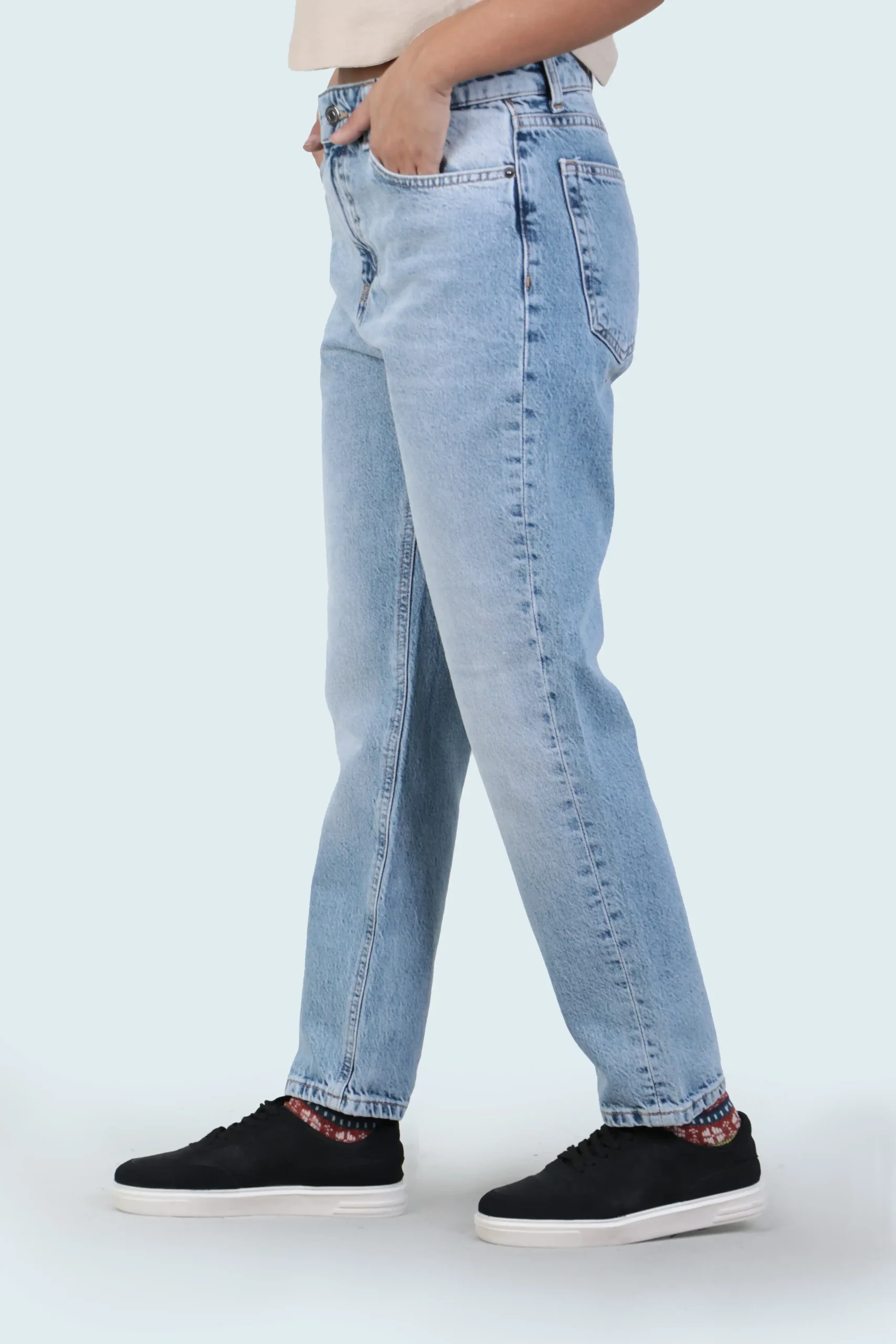 شلوار زنانه جین مام فیت - Image 2